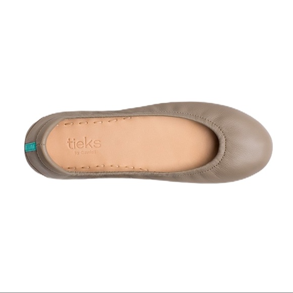 ❌SOLD❌ TIEKS by Gavrielli Ballet Flats in Taupe - Picture 4 of 8